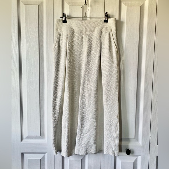 Lululemon can you feel the pleat crop - Picture 5 of 13